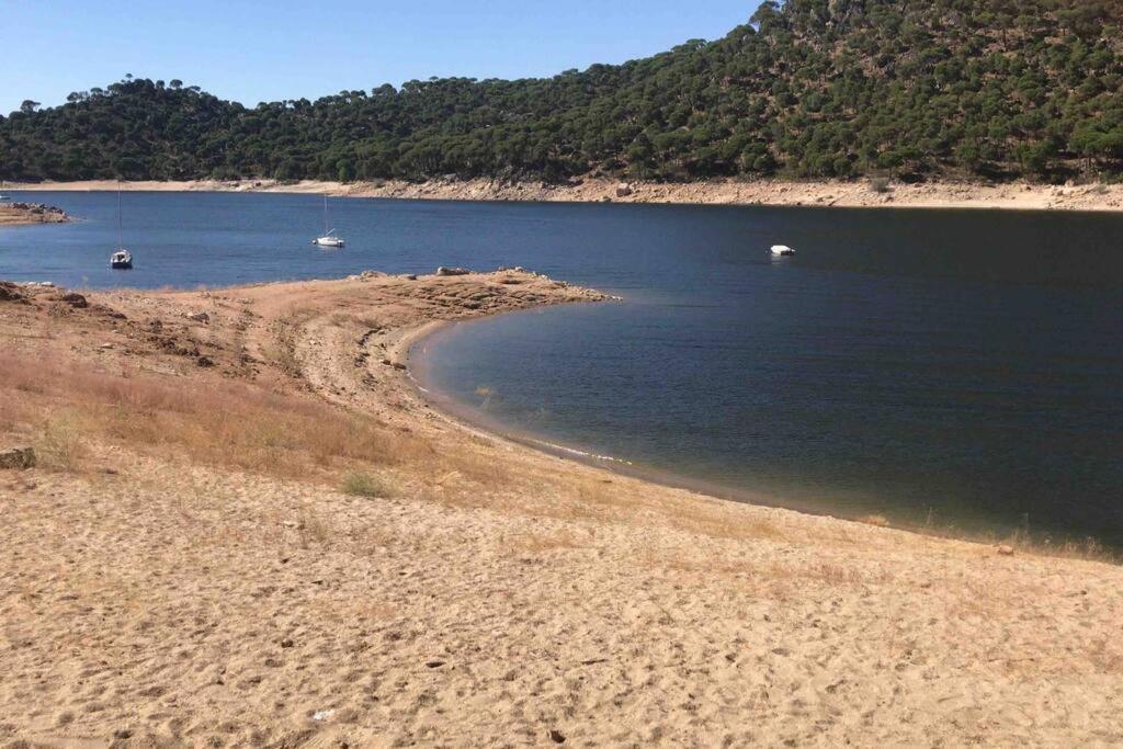Precioso Piso En La Playa De Madrid A 45 Min Del Centro De La Ciudad Daire San Martín de Valdeiglesias Dış mekan fotoğraf