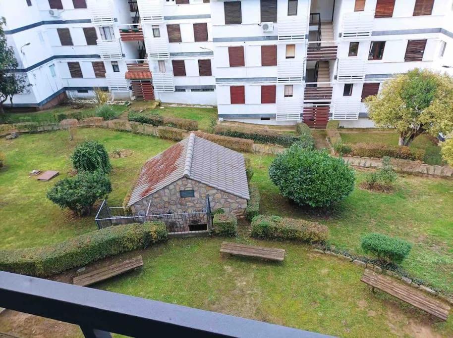 Precioso Piso En La Playa De Madrid A 45 Min Del Centro De La Ciudad Daire San Martín de Valdeiglesias Dış mekan fotoğraf